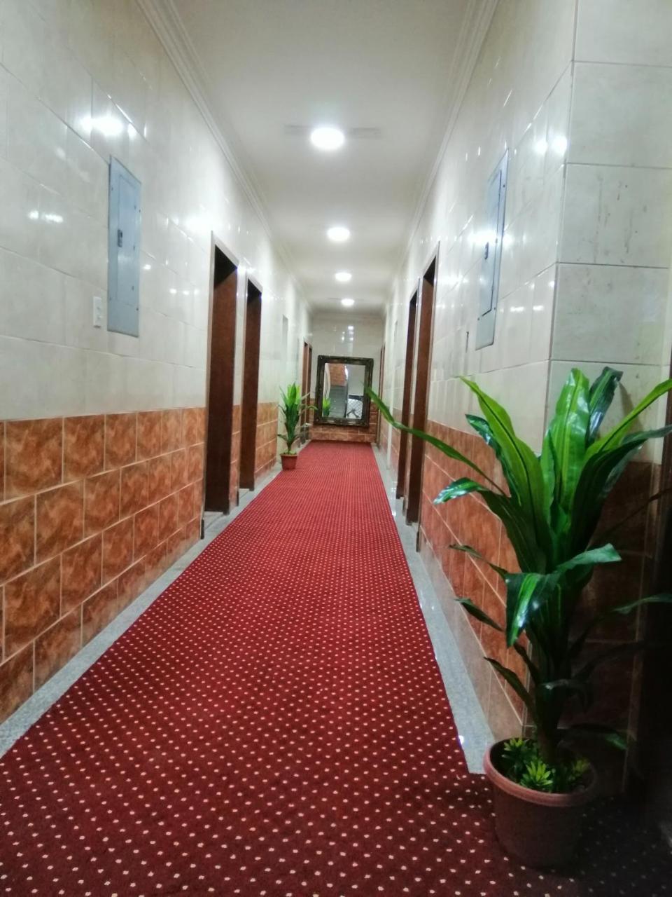 (سكن النخبة (للرجال فقط Dammam Luaran gambar